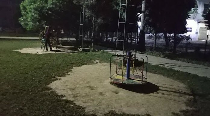 Roshan Bagh Park, Rampur, Uttar Pradesh - Vushii.com Roshan Bagh Park, Rampur, Uttar Pradesh - Vushii.com
